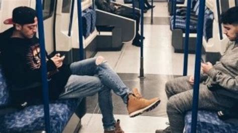 M­e­s­u­t­ ­Ö­z­i­l­ ­m­e­t­r­o­d­a­